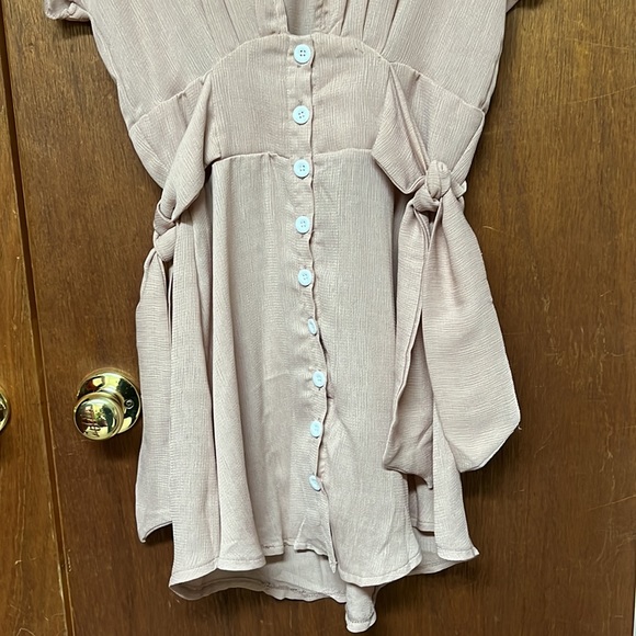 🟤Women’s tan baby doll dress w/buttons & ties on each side, size S, worn once🟤 - Picture 7 of 11